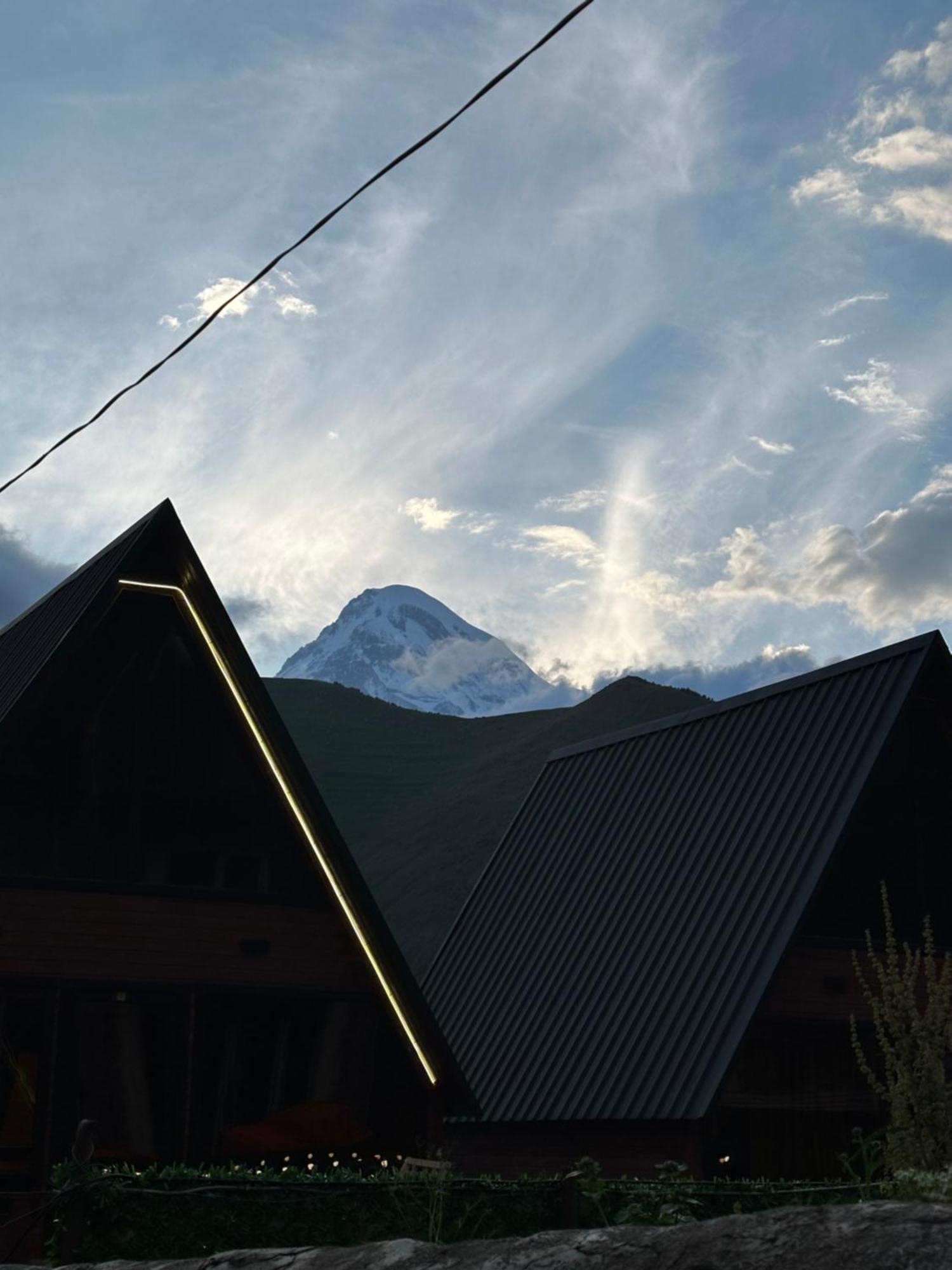 Ferienwohnung Trip Zone Kazbegi Exterior foto
